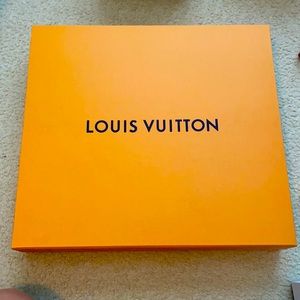 Large LV box for never full size bag